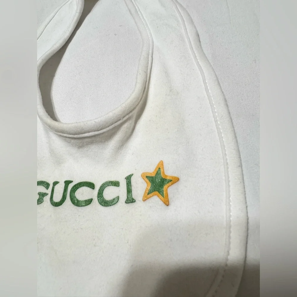 Gucci vintage baby cotton two-piece hat & bib with Gucci logo - Picture 9 of 11